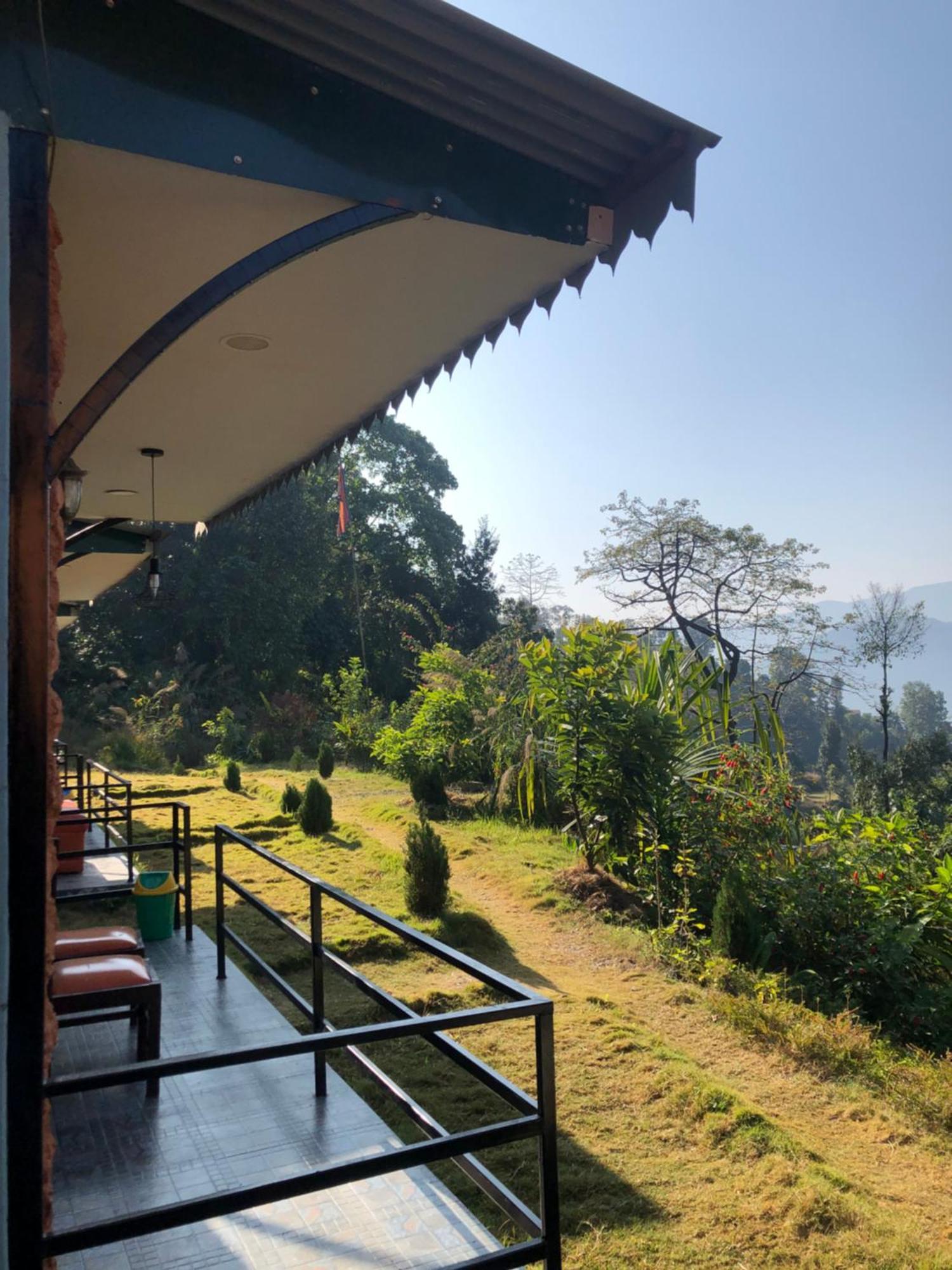 Into The Wild Pokhara Villa Kāskī Exteriör bild